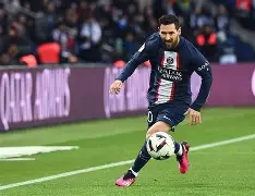 亚博官网_关于巴黎圣日耳曼法甲击败克莱蒙姆巴佩帽子戏法的信息